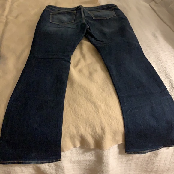 Old Navy “Diva” Bootcut Jean - Picture 14 of 14